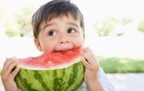 掐着嗓子说话吃瓜,揭秘网络热词背后的社交心理