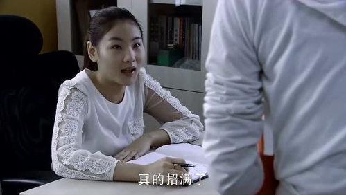 托尼老师吃瓜少女,一场别开生面的校园趣事