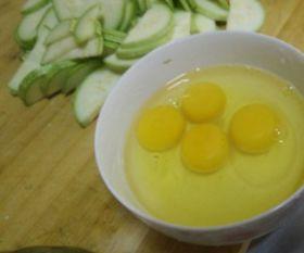 吃葫芦瓜削皮吗,葫芦瓜食用前的削皮技巧与注意事项