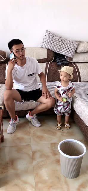 安静公主说吃瓜,安静公主的瓜田奇遇记