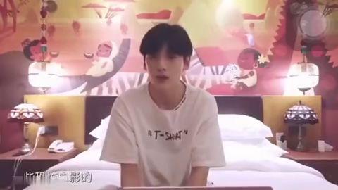 校园姐妹吃瓜视频,揭秘校园生活幕后趣闻