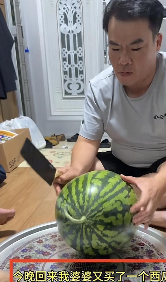 吃瓜博主早期  第2张